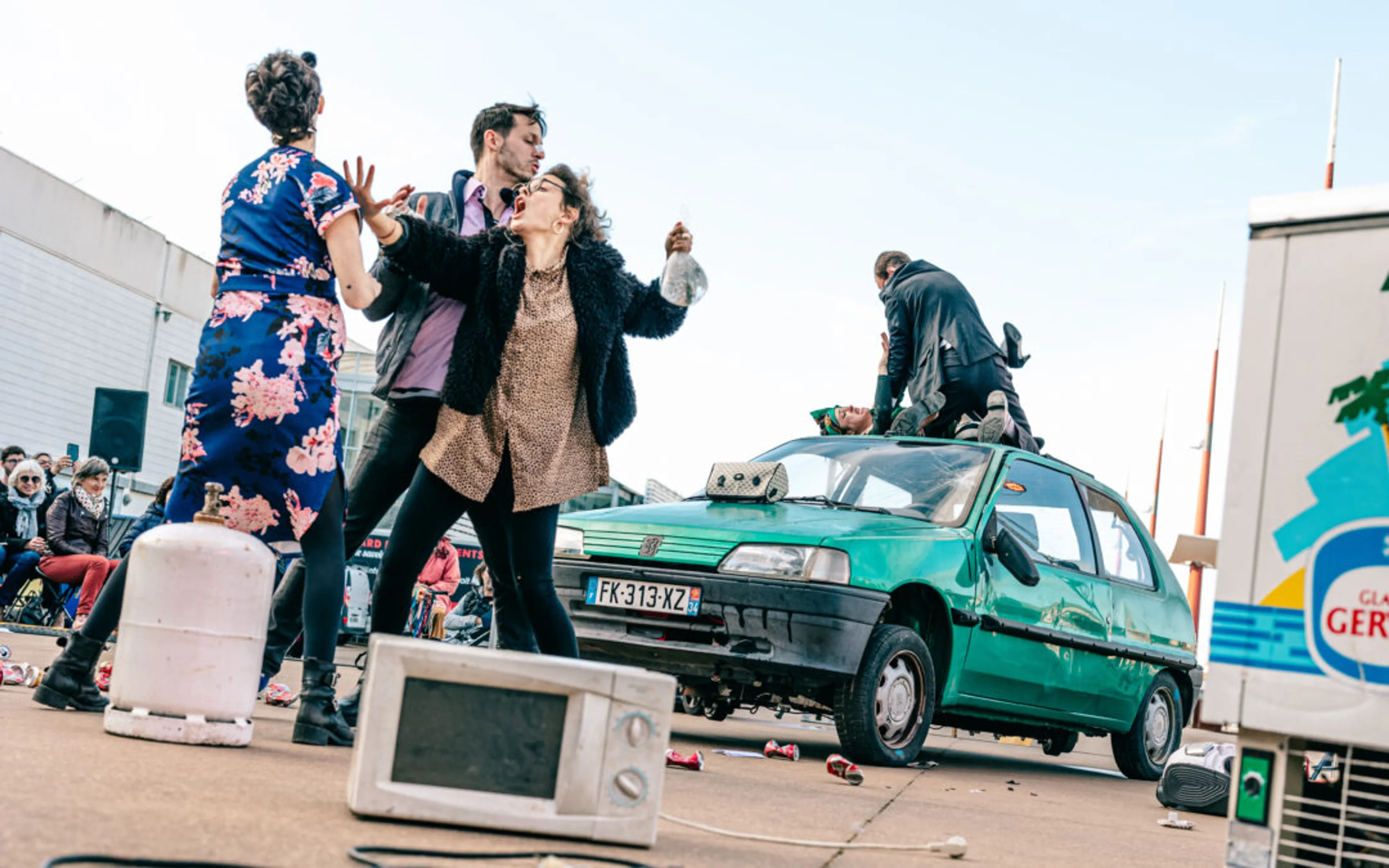 Road movie sur place et sans caméra