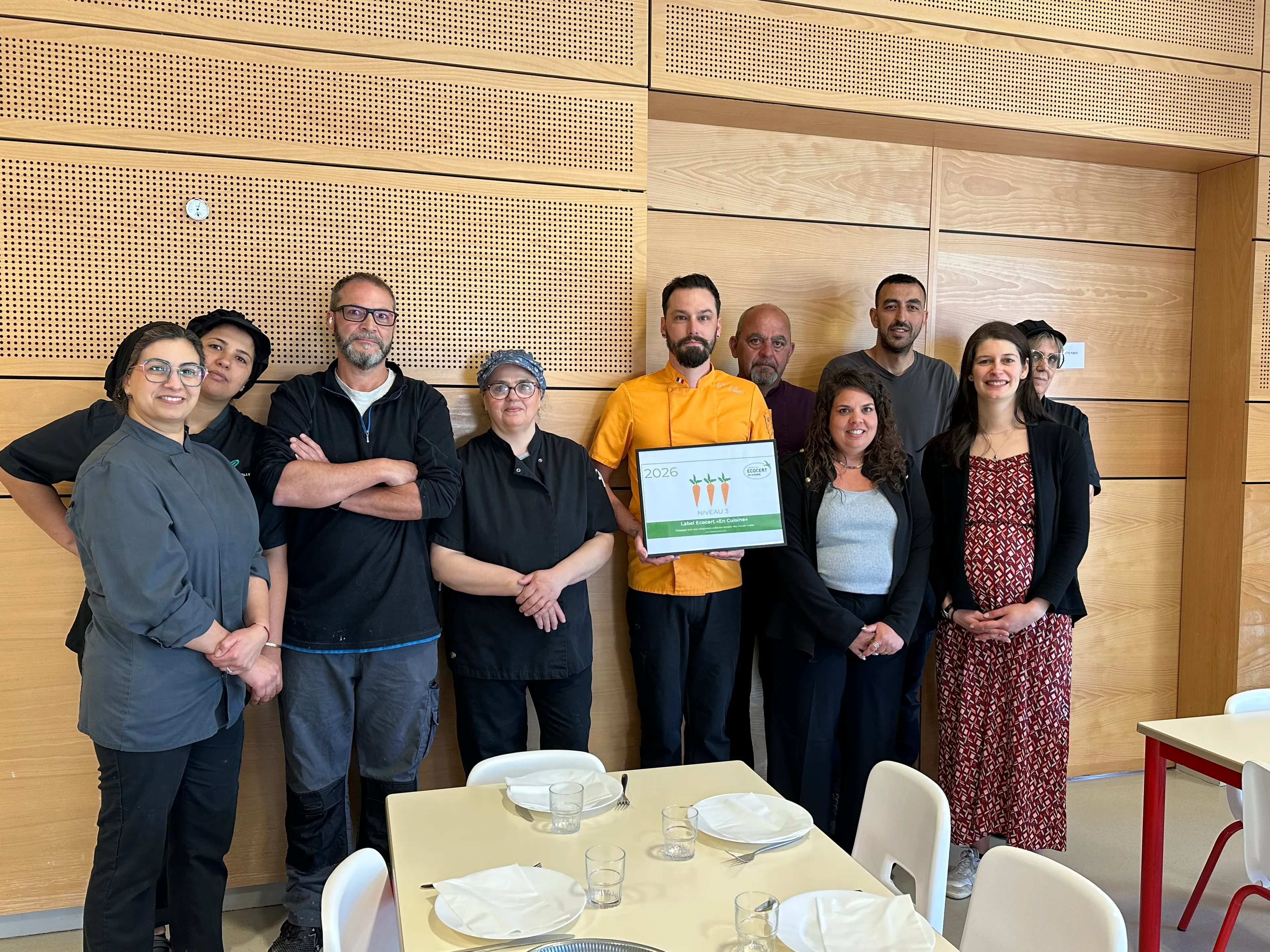 La restauration scolaire renouvelle son label « En cuisine »